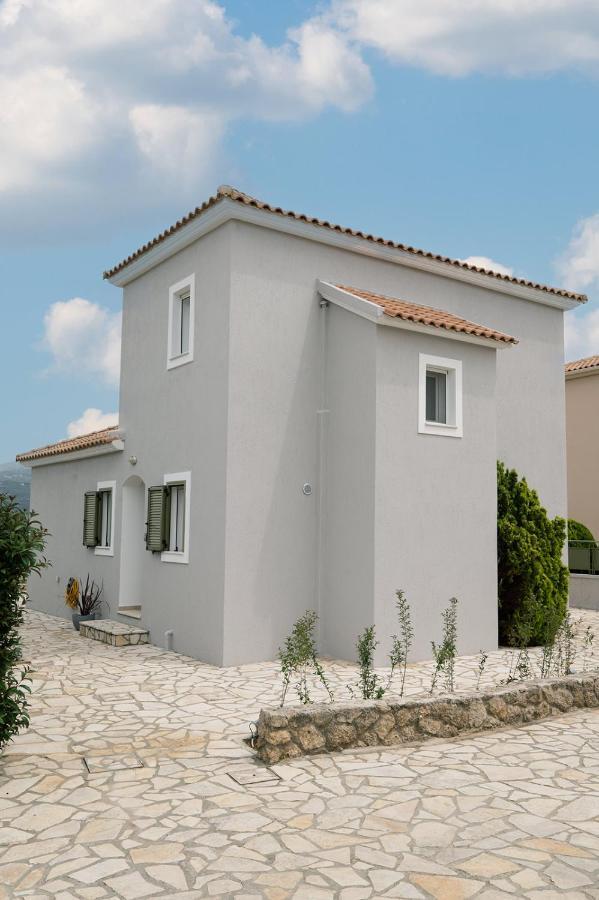 Vasilopoulos Residences - Villa Emelia With Shared Pool Argostoli  Eksteriør bilde
