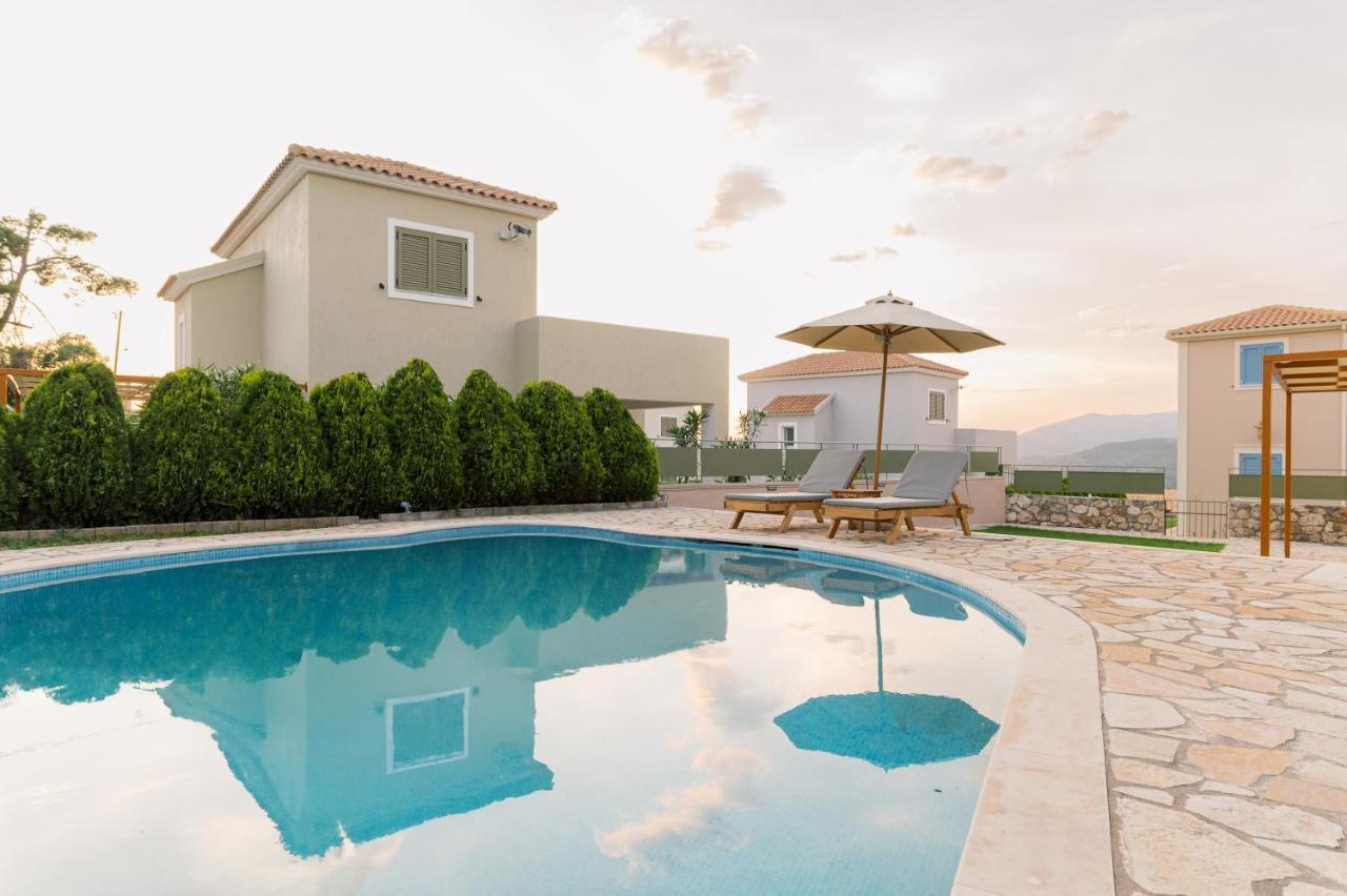 Vasilopoulos Residences - Villa Emelia With Shared Pool Argostoli  Eksteriør bilde